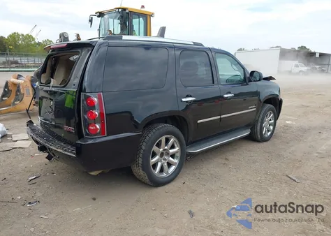 2010 GMC Yukon Denali z USA, uszkodzony, nr VIN 1GKUKEEFXAR131718